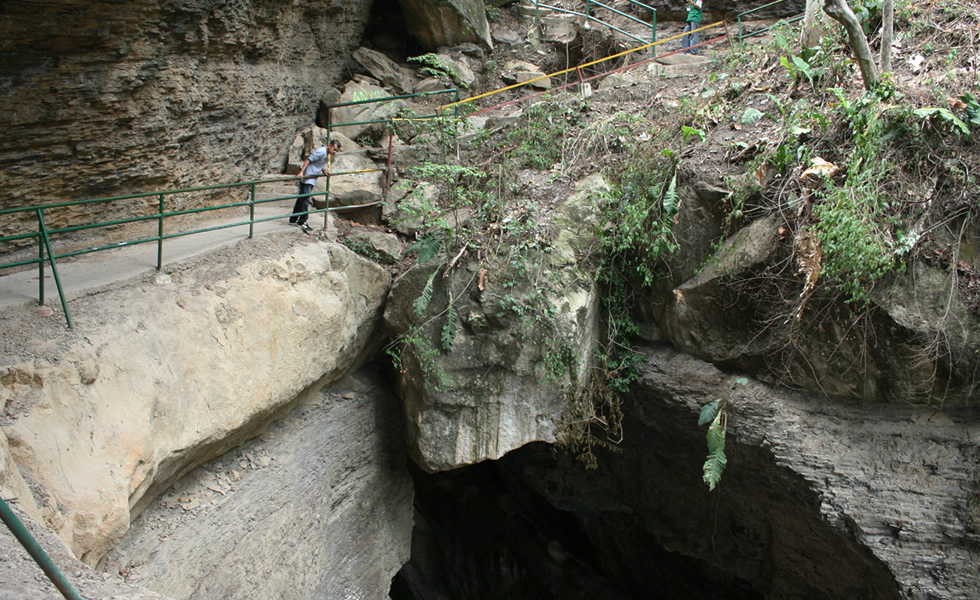 Puente natural