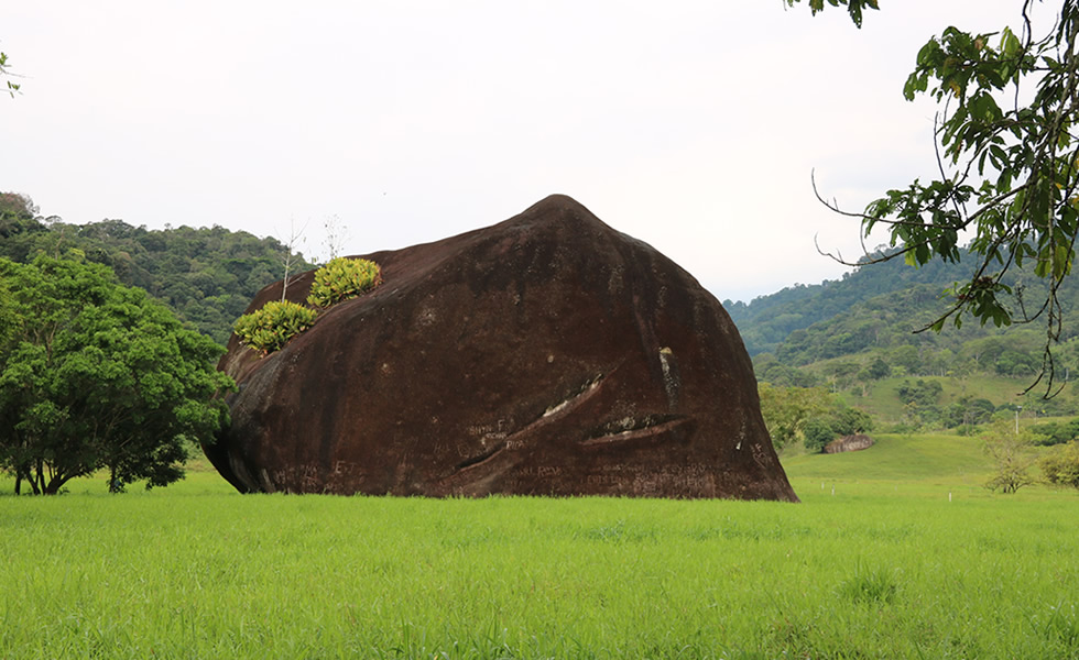 Piedra del Indio Apolinar